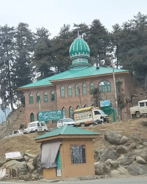 aishmuqam dargah pahalgam bajrangi bhaijan